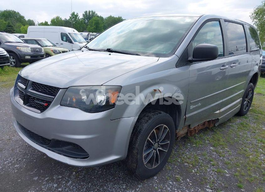 Photo 2 of 2015 Dodge Grand CARAVAN SE (VIN 2C4RDGBG5FR580195)