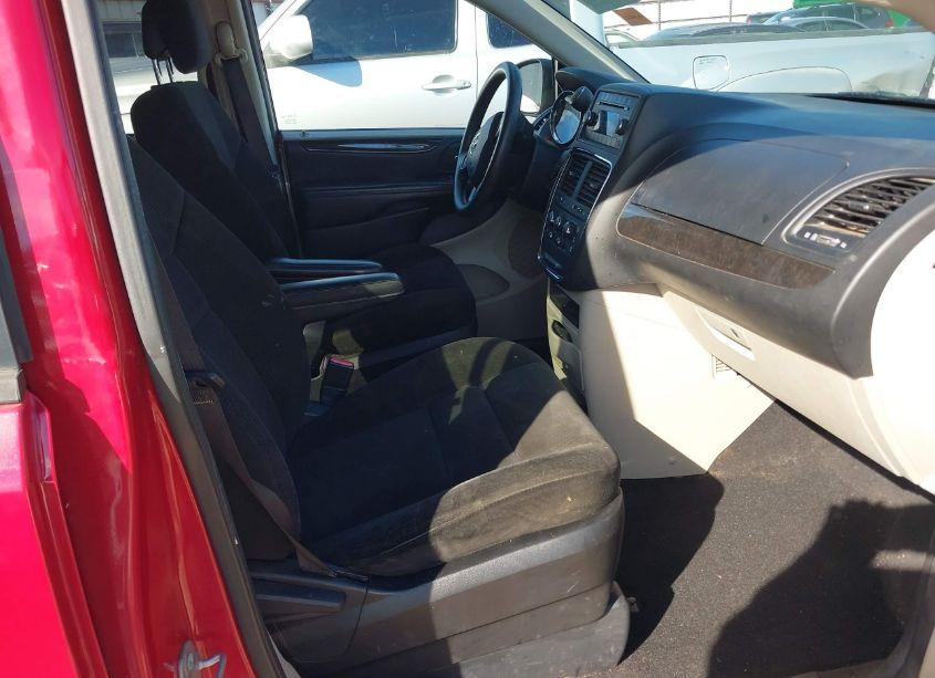 Photo 5 of 2015 Dodge Grand CARAVAN SE (VIN 2C4RDGBG5FR624535)