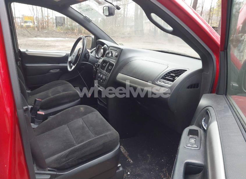 Photo 5 of 2015 Dodge Grand CARAVAN SE (VIN 2C4RDGBG5FR625491)