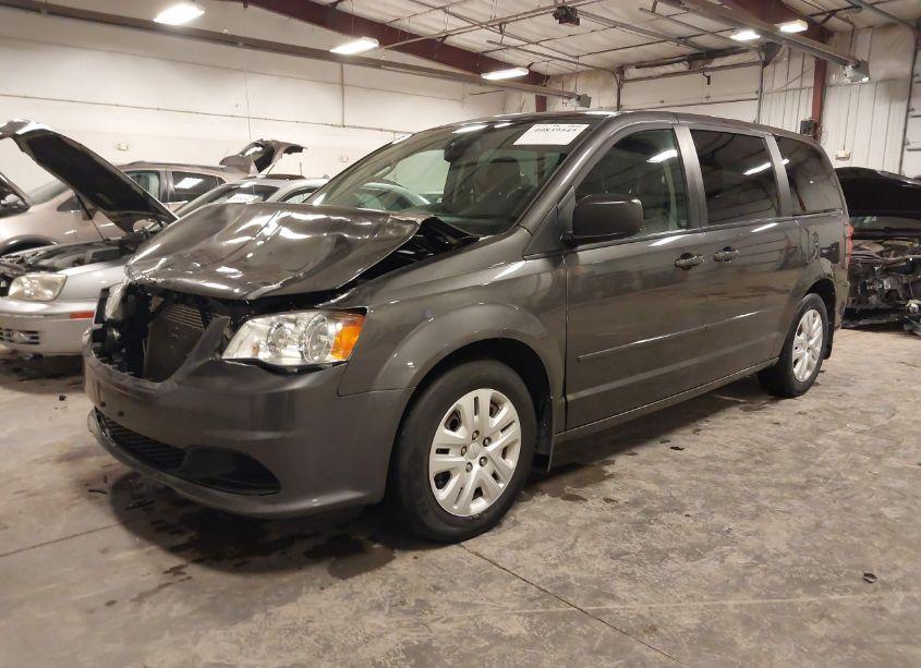 Photo 2 of 2015 Dodge Grand CARAVAN SE (VIN 2C4RDGBG5FR682502)