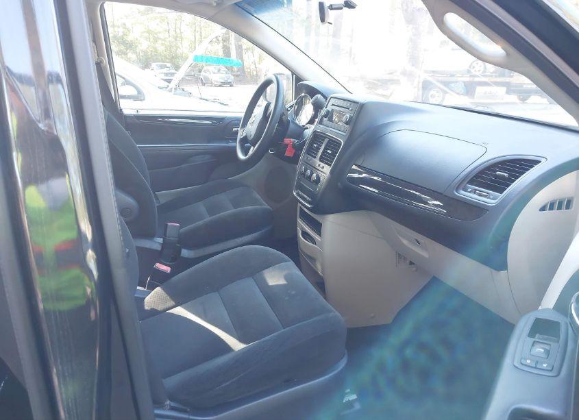 Photo 5 of 2015 Dodge Grand CARAVAN AMERICAN VALUE PKG (VIN 2C4RDGBG5FR749132)
