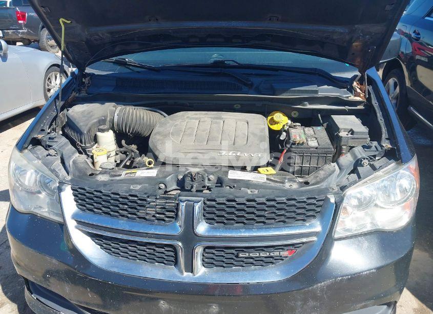 Photo 10 of 2016 Dodge Grand CARAVAN SE (VIN 2C4RDGBG5GR209734)