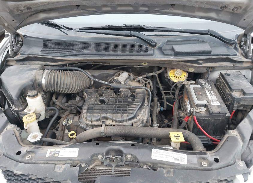 Photo 10 of 2016 Dodge Grand CARAVAN SE PLUS (VIN 2C4RDGBG5GR243124)