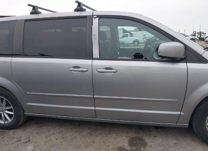 Photo 13 of 2016 Dodge Grand CARAVAN SE PLUS (VIN 2C4RDGBG5GR243124)