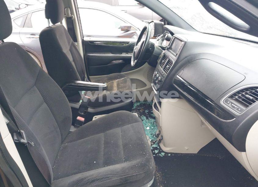 Photo 5 of 2016 Dodge Grand CARAVAN SE PLUS (VIN 2C4RDGBG5GR278410)