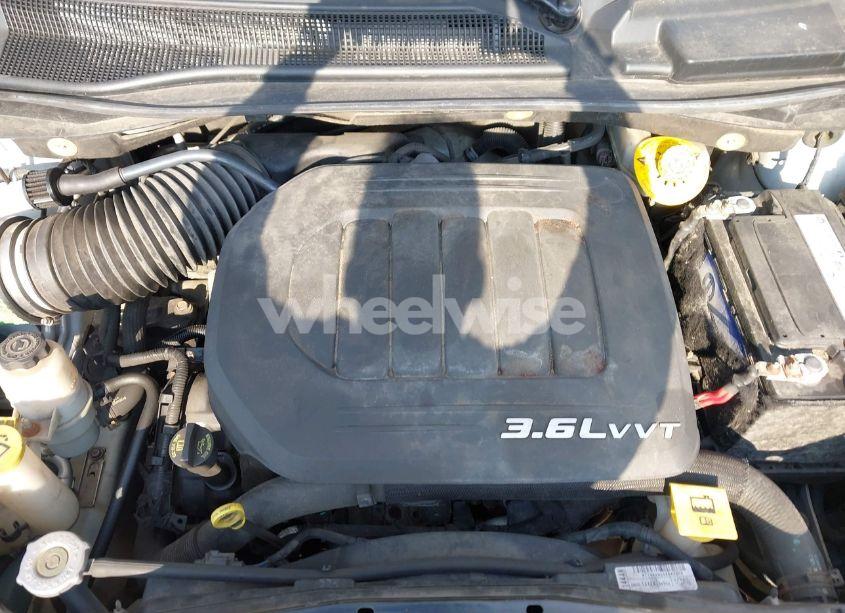 Photo 10 of 2016 Dodge Grand CARAVAN SE (VIN 2C4RDGBG5GR322129)