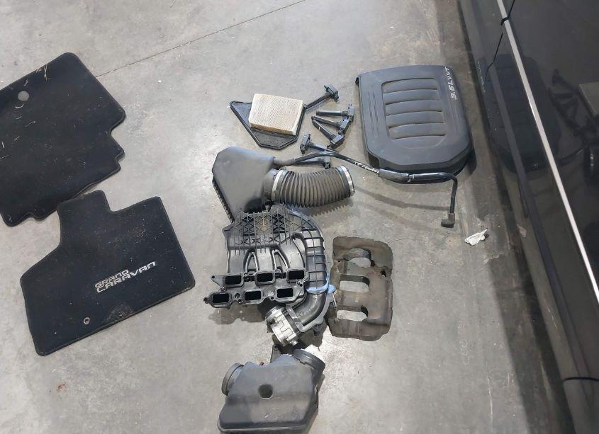 Photo 12 of 2016 Dodge Grand CARAVAN SE PLUS (VIN 2C4RDGBG5GR330750)