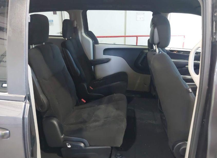 Photo 8 of 2016 Dodge Grand CARAVAN SE PLUS (VIN 2C4RDGBG5GR330750)