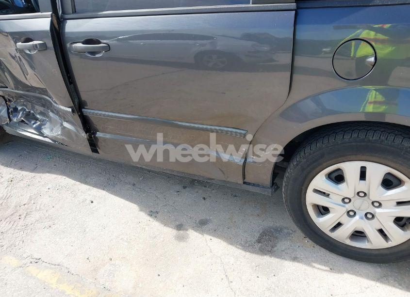 Photo 6 of 2016 Dodge Grand CARAVAN AMERICAN VALUE PKG (VIN 2C4RDGBG5GR357706)