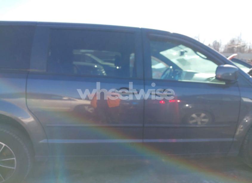 Photo 13 of 2016 Dodge Grand CARAVAN SE PLUS (VIN 2C4RDGBG5GR359830)