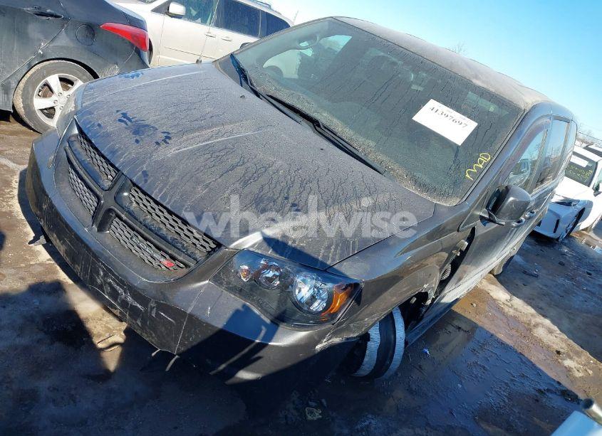 Photo 2 of 2016 Dodge Grand CARAVAN SE PLUS (VIN 2C4RDGBG5GR359830)