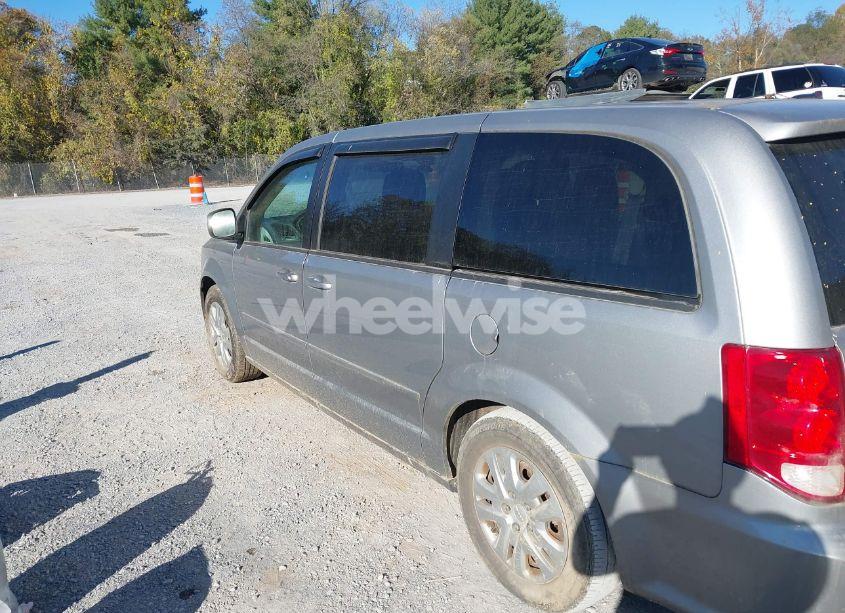 Photo 3 of 2017 Dodge Grand CARAVAN SE (VIN 2C4RDGBG5HR572732)