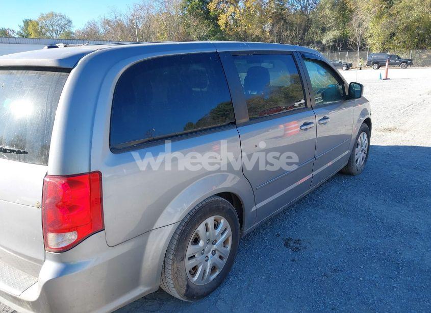 Photo 4 of 2017 Dodge Grand CARAVAN SE (VIN 2C4RDGBG5HR572732)
