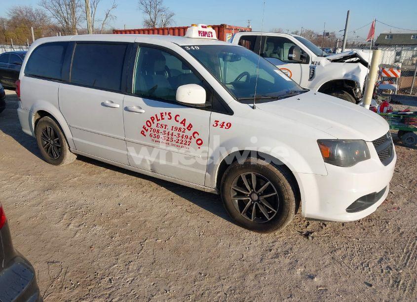 2017 Dodge Grand CARAVAN SE PLUS (VIN 2C4RDGBG5HR586579) main photo
