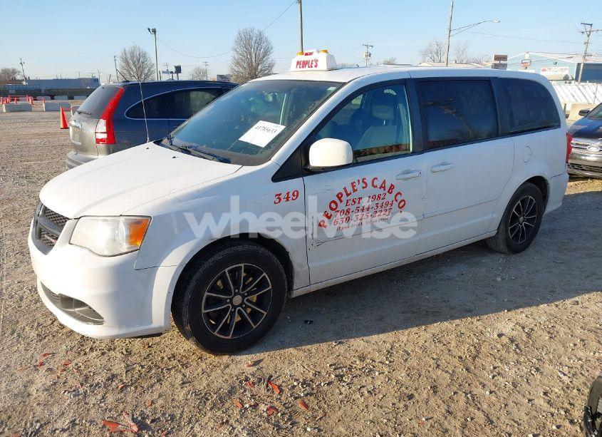 Photo 2 of 2017 Dodge Grand CARAVAN SE PLUS (VIN 2C4RDGBG5HR586579)