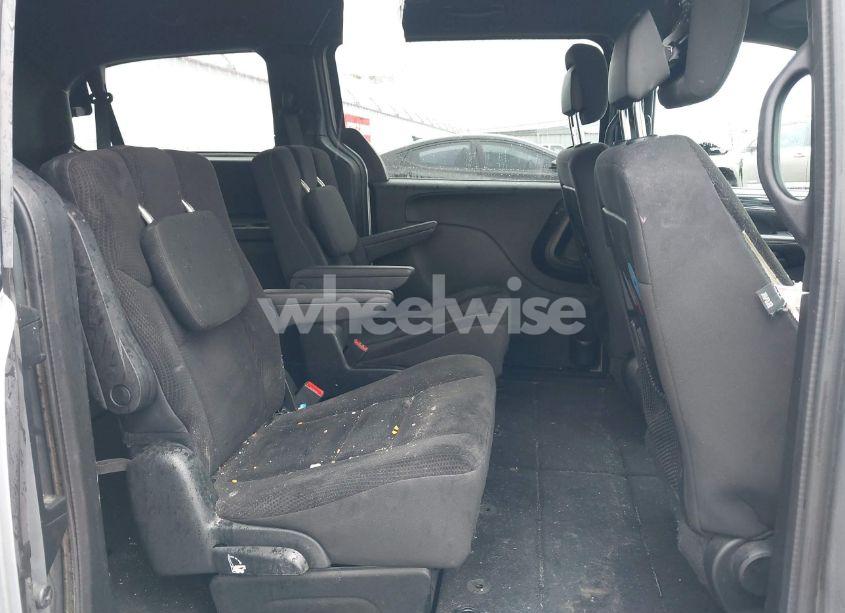 Photo 8 of 2018 Dodge Grand CARAVAN SE PLUS (VIN 2C4RDGBG5JR219896)