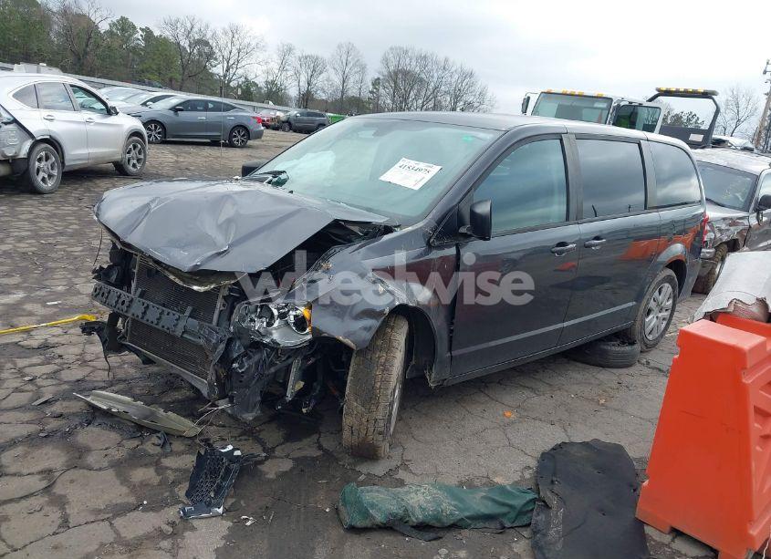 Photo 2 of 2018 Dodge Grand CARAVAN SE (VIN 2C4RDGBG5JR304883)