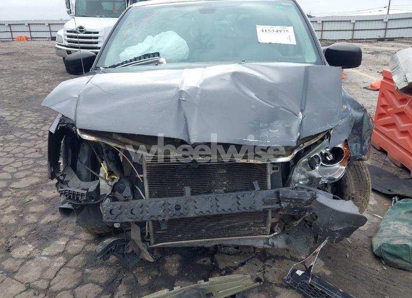 Photo 6 of 2018 Dodge Grand CARAVAN SE (VIN 2C4RDGBG5JR304883)