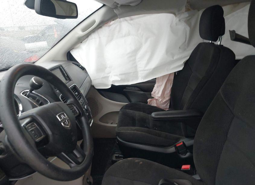 Photo 5 of 2018 Dodge Grand CARAVAN SE (VIN 2C4RDGBG5JR348429)