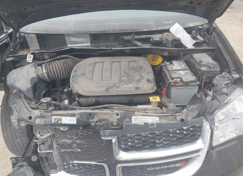 Photo 10 of 2019 Dodge Grand CARAVAN SE (VIN 2C4RDGBG5KR521769)