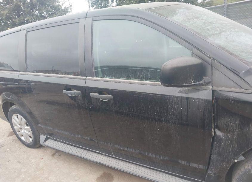 Photo 13 of 2019 Dodge Grand CARAVAN SE (VIN 2C4RDGBG5KR521769)