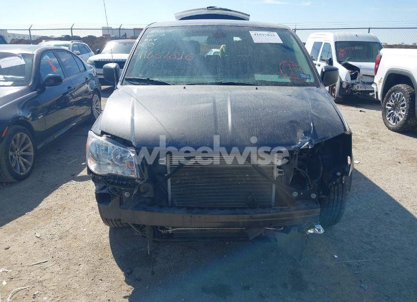 Photo 6 of 2019 Dodge Grand CARAVAN SE (VIN 2C4RDGBG5KR729649)