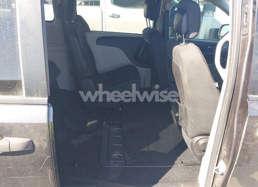 Photo 8 of 2019 Dodge Grand CARAVAN SE (VIN 2C4RDGBG5KR729649)