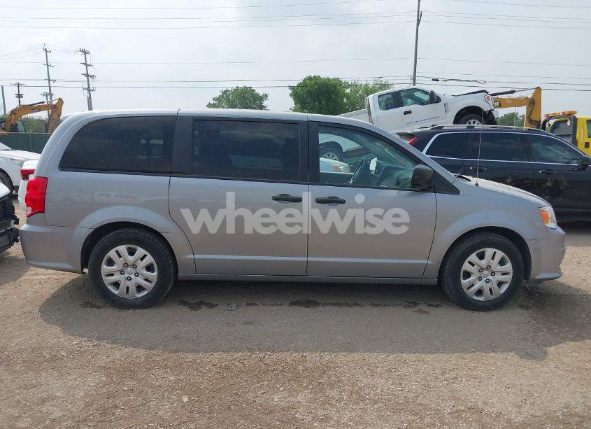 Photo 13 of 2019 Dodge Grand CARAVAN SE (VIN 2C4RDGBG5KR790399)