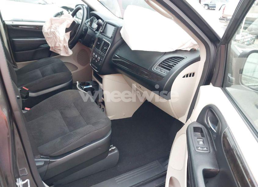 Photo 5 of 2020 Dodge Grand CARAVAN SE (VIN 2C4RDGBG5LR237320)