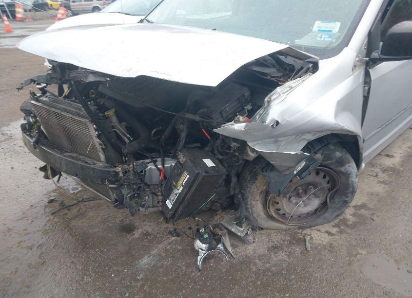 Photo 6 of 2012 Dodge Grand CARAVAN SE/AVP (VIN 2C4RDGBG6CR238136)