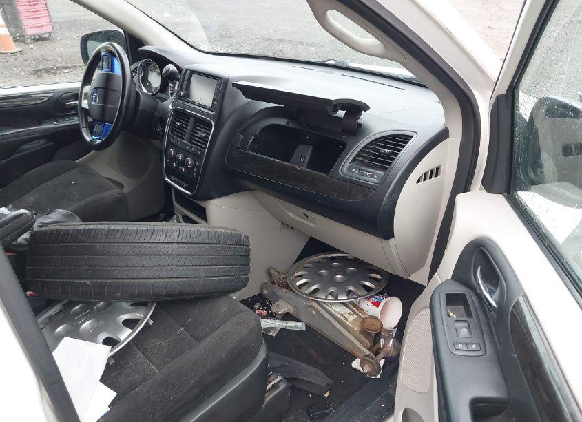 Photo 5 of 2012 Dodge Grand CARAVAN SE/AVP (VIN 2C4RDGBG6CR262808)