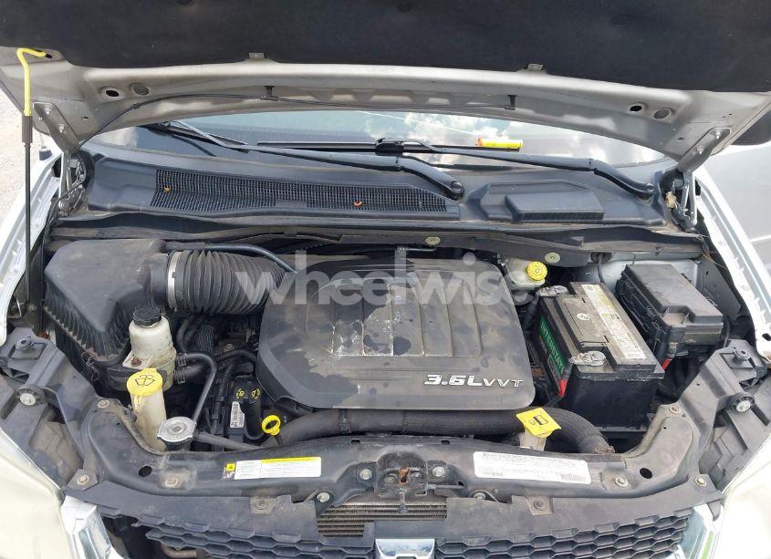 Photo 10 of 2012 Dodge Grand CARAVAN SE/AVP (VIN 2C4RDGBG6CR322182)