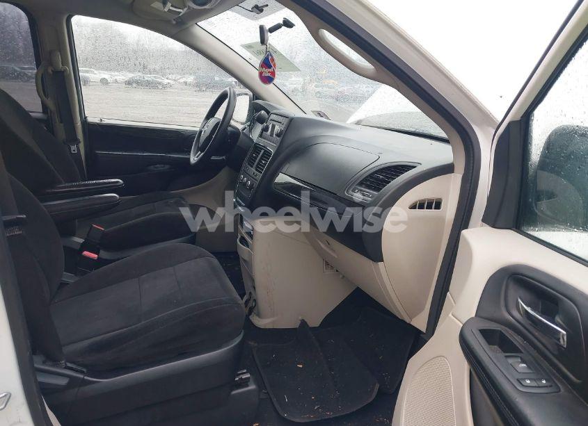 Photo 5 of 2012 Dodge Grand CARAVAN SE/AVP (VIN 2C4RDGBG6CR399702)