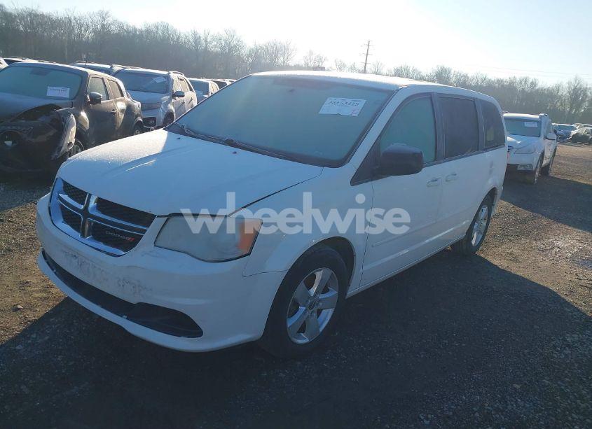 Photo 2 of 2013 Dodge Grand CARAVAN SE (VIN 2C4RDGBG6DR644337)