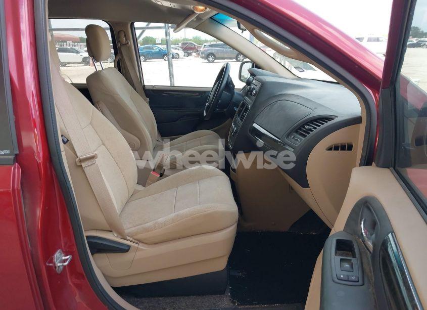 Photo 5 of 2014 Dodge Grand CARAVAN SE (VIN 2C4RDGBG6ER130540)