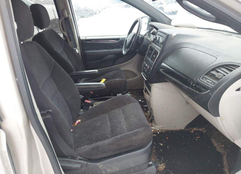 Photo 5 of 2014 Dodge Grand CARAVAN SE 30TH ANNIVERSARY (VIN 2C4RDGBG6ER229813)