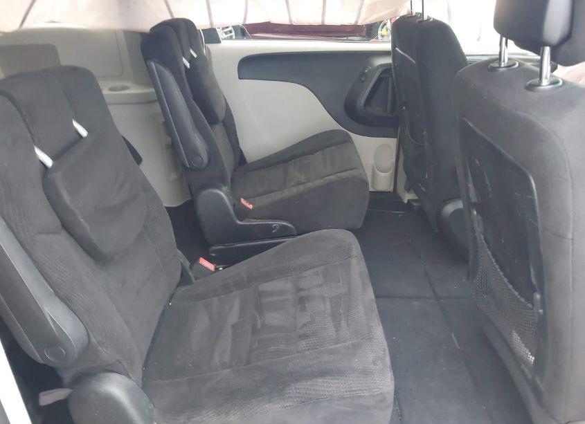 Photo 8 of 2014 Dodge Grand CARAVAN SE (VIN 2C4RDGBG6ER353242)