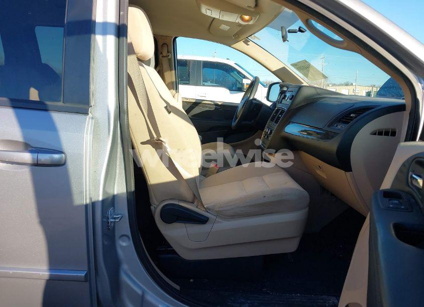 Photo 5 of 2014 Dodge Grand CARAVAN SE (VIN 2C4RDGBG6ER355458)