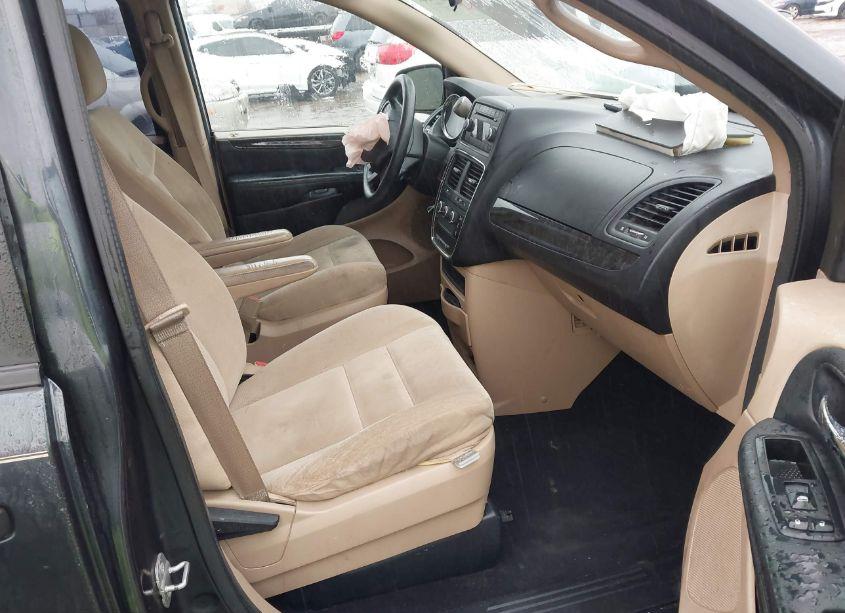 Photo 5 of 2014 Dodge Grand CARAVAN AMERICAN VALUE PKG (VIN 2C4RDGBG6ER411625)