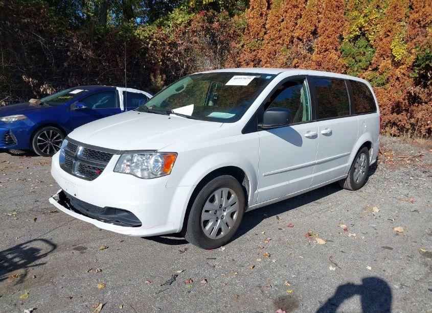 Photo 2 of 2015 Dodge Grand CARAVAN SE (VIN 2C4RDGBG6FR599306)