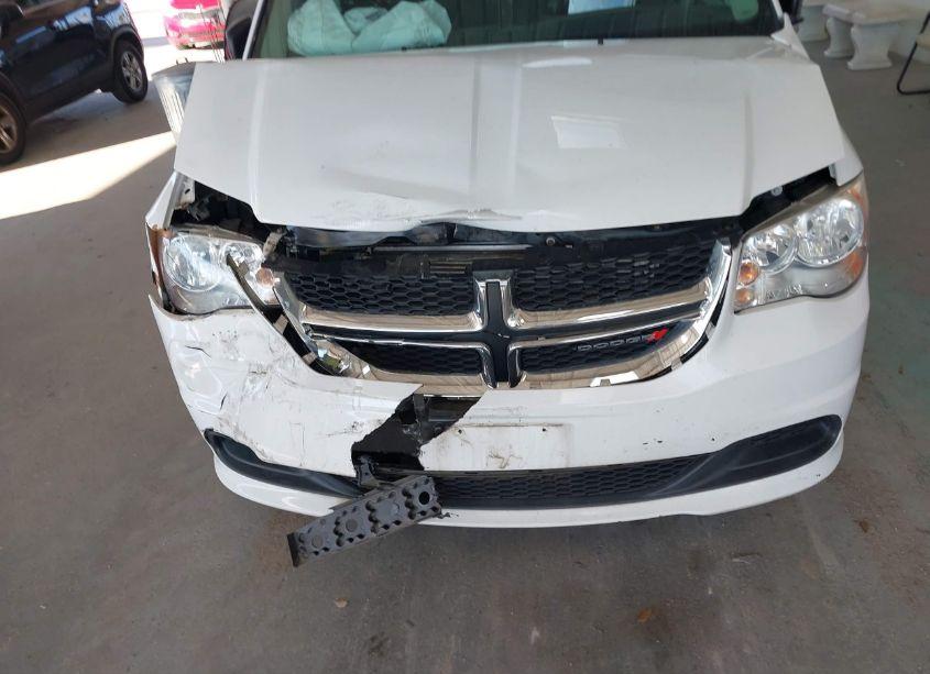 Photo 6 of 2015 Dodge Grand CARAVAN SE (VIN 2C4RDGBG6FR641957)