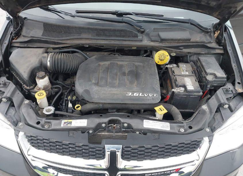 Photo 10 of 2015 Dodge Grand CARAVAN SE (VIN 2C4RDGBG6FR684114)