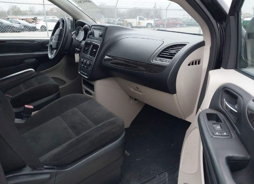 Photo 5 of 2015 Dodge Grand CARAVAN SE (VIN 2C4RDGBG6FR684114)