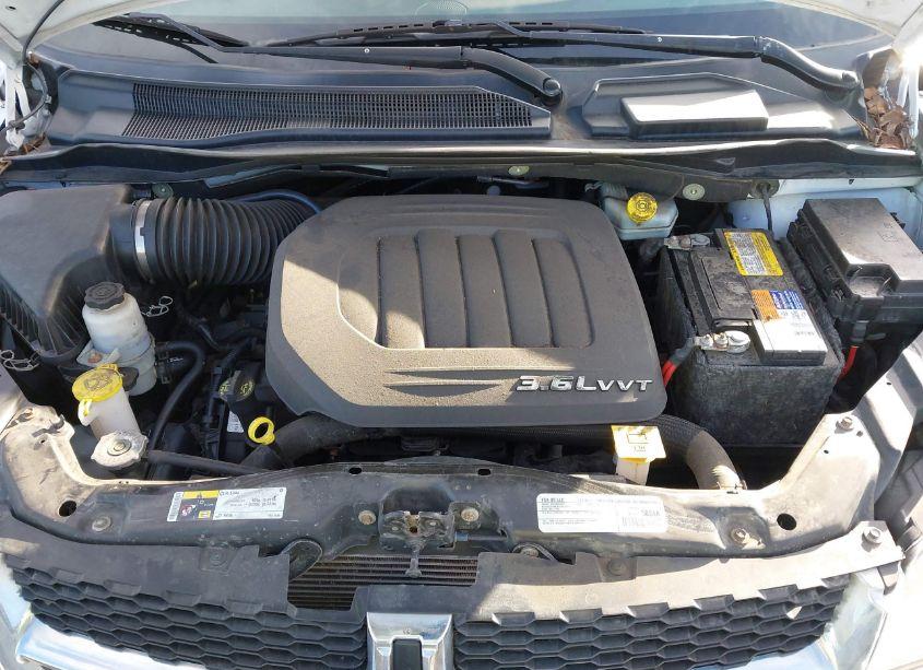 Photo 10 of 2016 Dodge Grand CARAVAN SE (VIN 2C4RDGBG6GR105835)