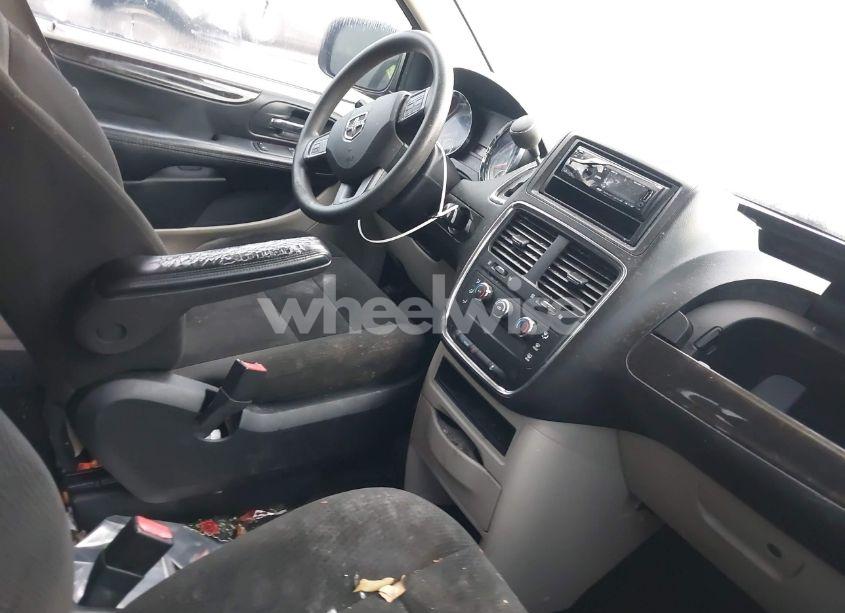 Photo 5 of 2016 Dodge Grand CARAVAN AMERICAN VALUE PKG (VIN 2C4RDGBG6GR126233)