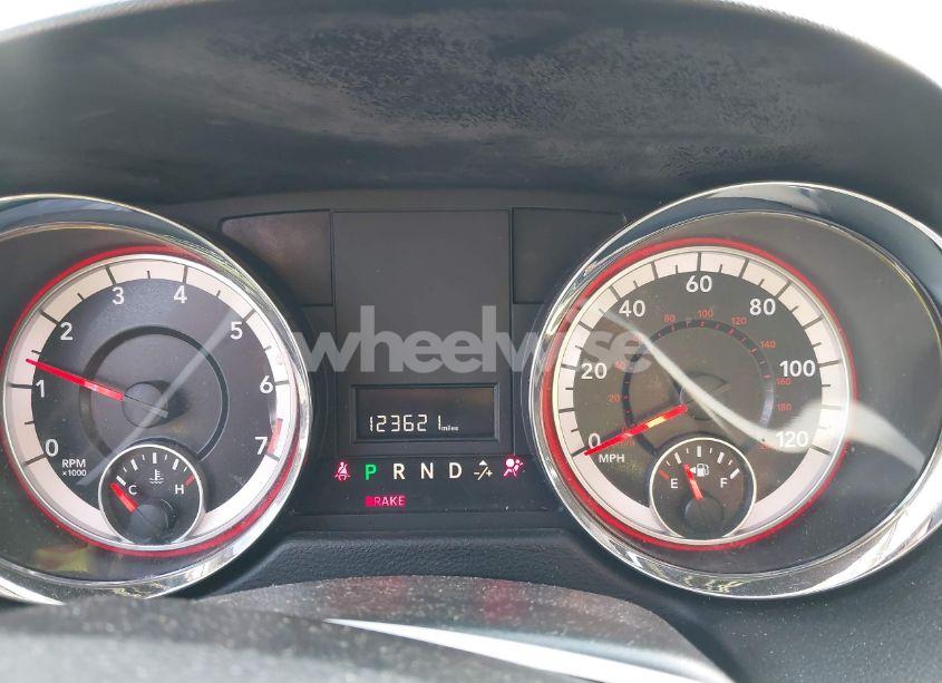 Photo 7 of 2016 Dodge Grand CARAVAN SE (VIN 2C4RDGBG6GR143212)