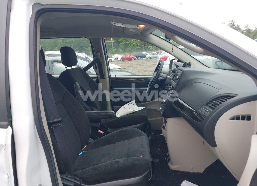 Photo 5 of 2016 Dodge Grand CARAVAN AMERICAN VALUE PKG (VIN 2C4RDGBG6GR169714)