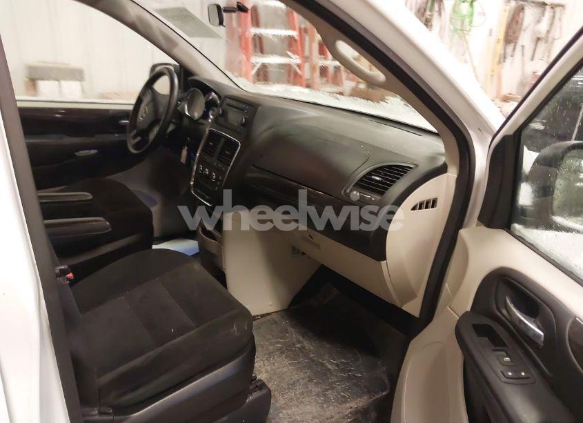 Photo 5 of 2016 Dodge Grand CARAVAN AMERICAN VALUE PKG (VIN 2C4RDGBG6GR170491)