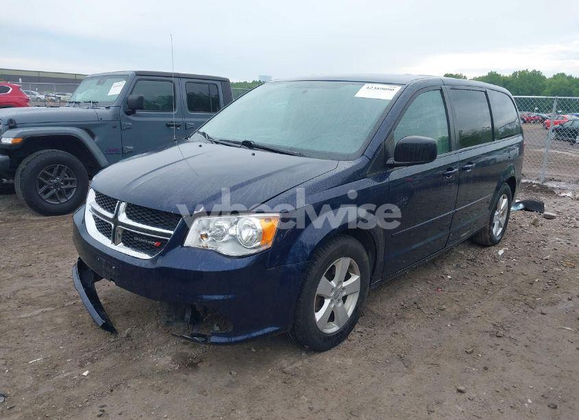 Photo 2 of 2016 Dodge Grand CARAVAN SE (VIN 2C4RDGBG6GR257498)