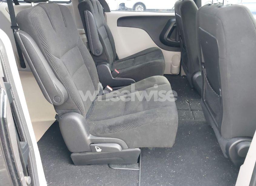 Photo 8 of 2016 Dodge Grand CARAVAN AMERICAN VALUE PKG (VIN 2C4RDGBG6GR266492)